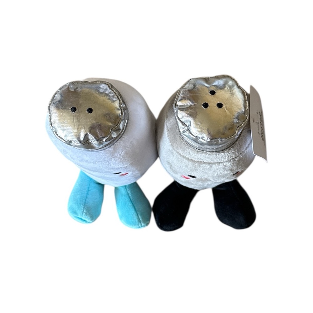 Salt and Pepper Shaker Plush Toys - Picture 2 of 6